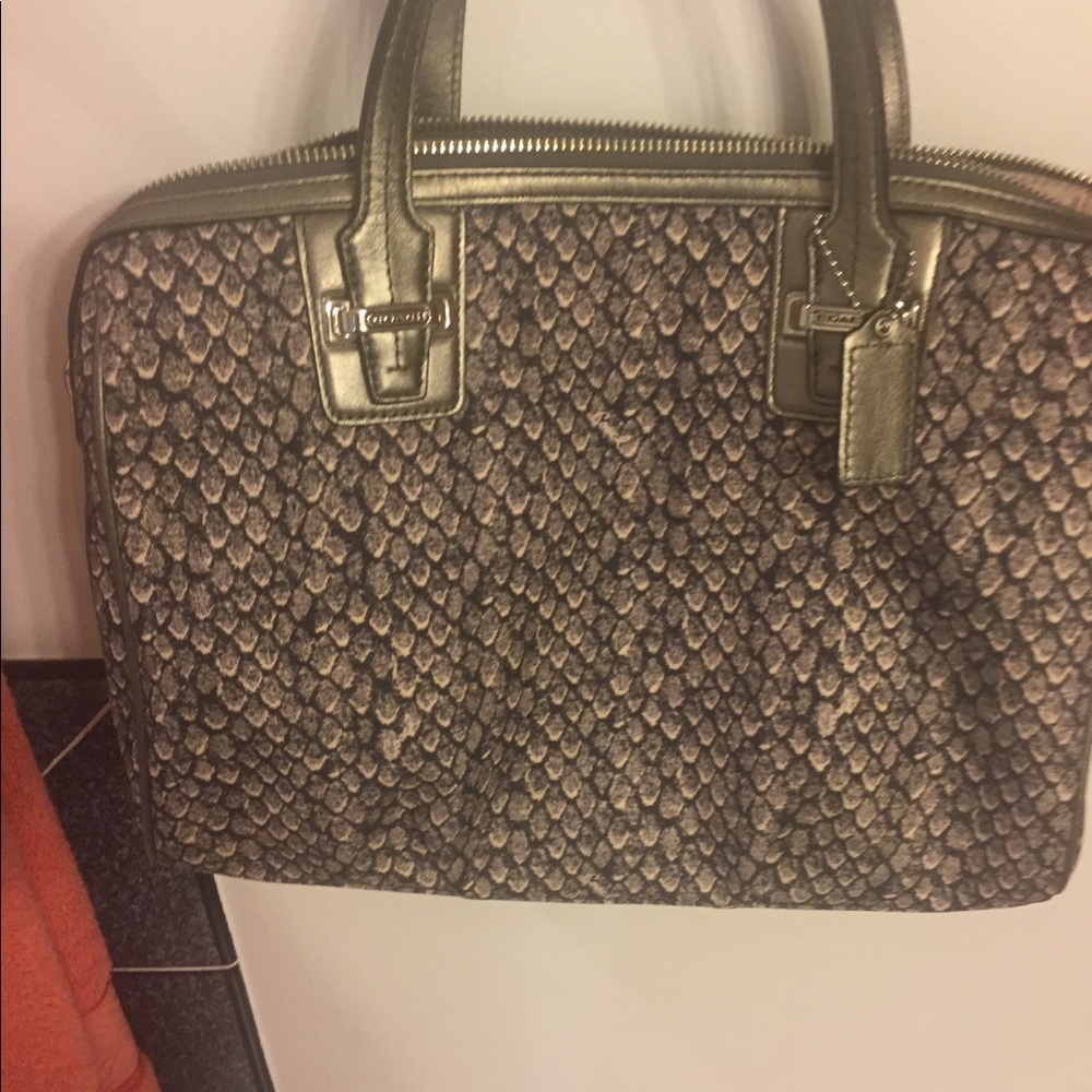 Coach purse - Picture 5 of 5
